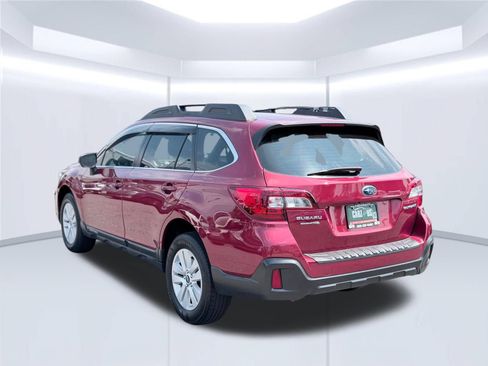 Used 2018 Subaru Outback 2.5i AWD/4WD image 7