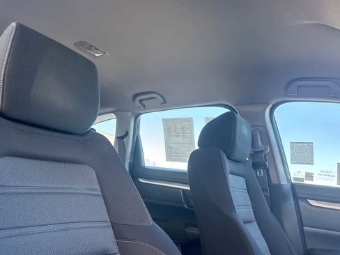 Used 2017 Honda CR-V LX image 18