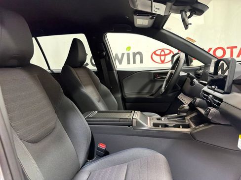 Used 2026 Toyota RAV4 SE w/ Weather Package AWD/4WD image 12