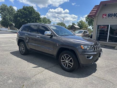 Used 2018 Jeep Grand Cherokee Limited image 7