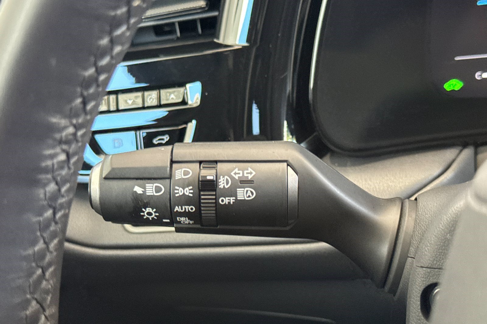 Certified 2026 Lexus TX 500h AWD w/ Technology Package image 35