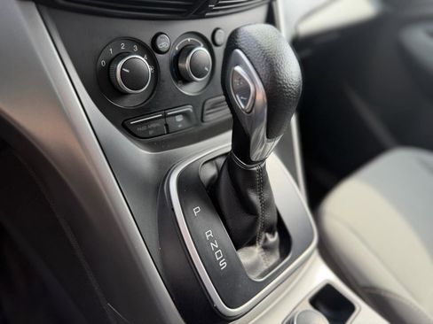 Used 2013 Ford Escape SE image 25