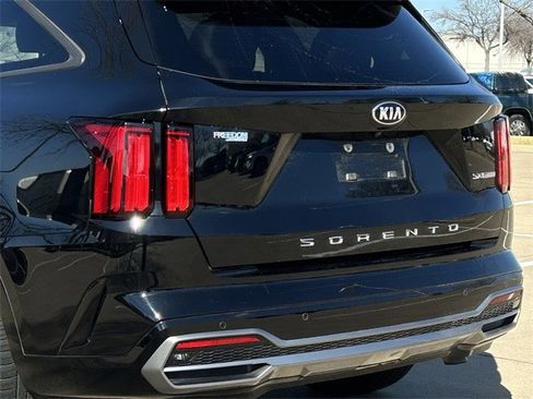 Used 2021 Kia Sorento SX image 6