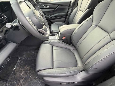 New 2026 Subaru Ascent Limited image 9