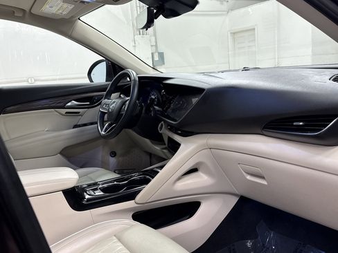 Used 2023 Buick Envision Avenir image 24