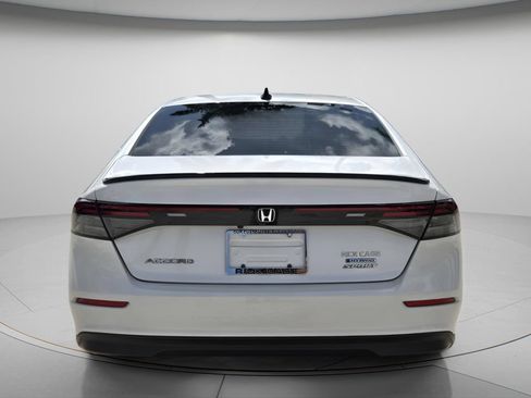 Used 2023 Honda Accord Sport image 6