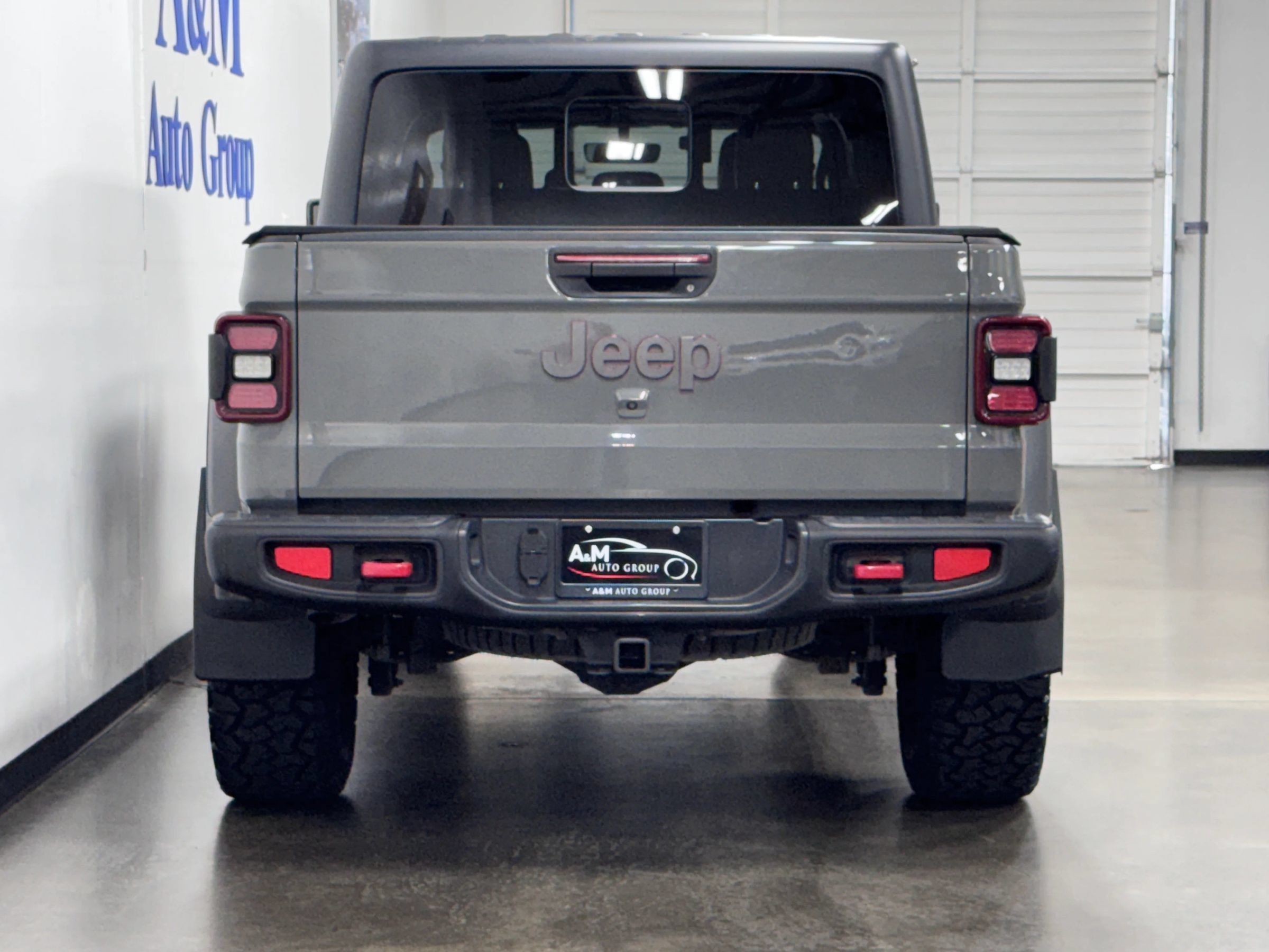 Used 2020 Jeep Gladiator Rubicon w/ Uconnect 4C Nav & Sound Group AWD/4WD image 6