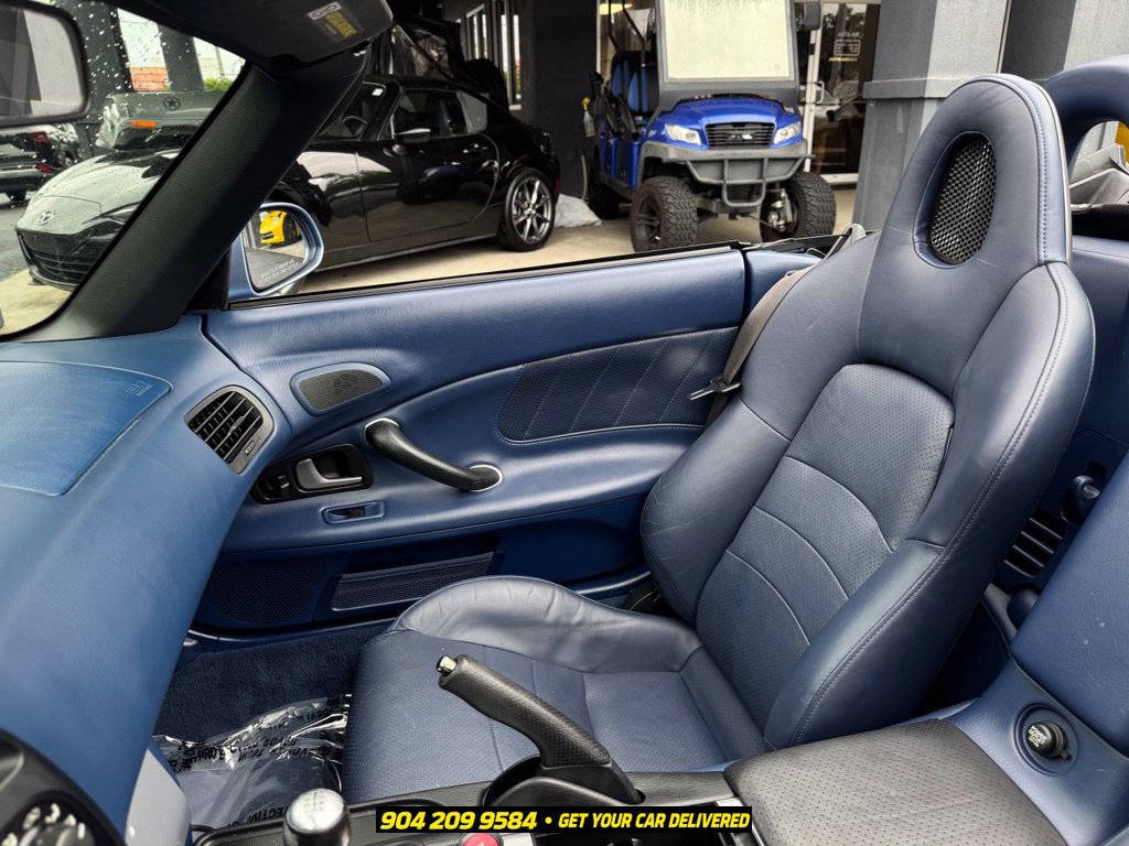 Used 2005 Honda S2000 image 25