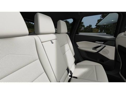New 2026 BMW X1 xDrive28i w/ Technology Package AWD/4WD image 12