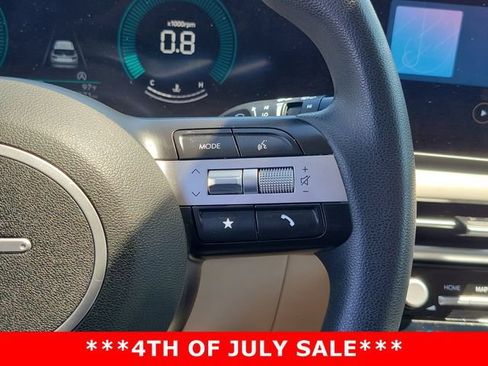 Used 2025 Hyundai Tucson SEL FWD image 8