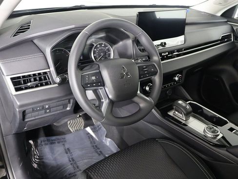 New 2026 Mitsubishi Outlander ES AWD/4WD image 27