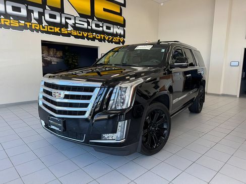 Used 2016 Cadillac Escalade Premium AWD/4WD image 1