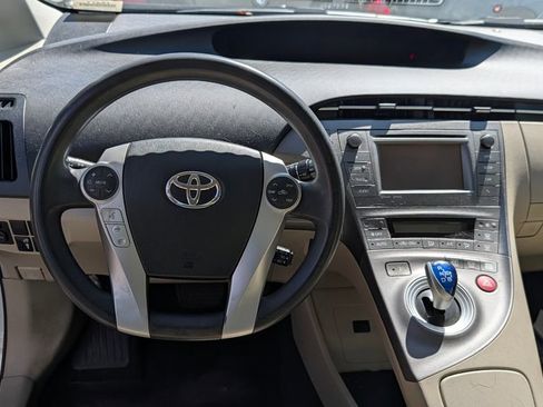 Used 2015 Toyota Prius Three w/ Solar Roof Package FWD image 3