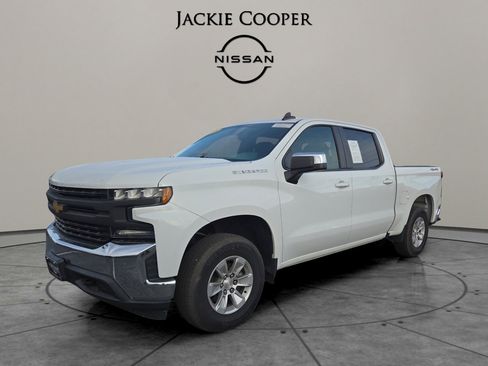 Used 2020 Chevrolet Silverado 1500 LT w/ Remote Start Package image 1
