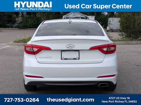 Used 2016 Hyundai Sonata SE FWD image 4