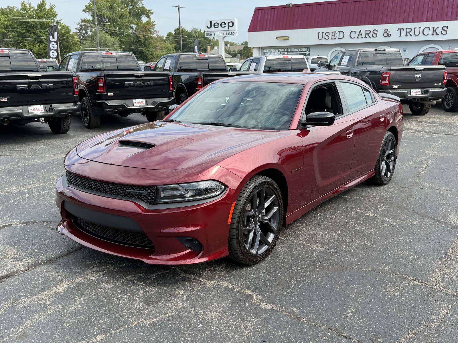 Used 2021 Dodge Charger R/T w/ Blacktop Package RWD image 6