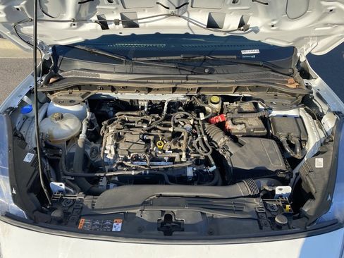 Used 2022 Ford Escape SE w/ SE Sport Appearance Package image 30