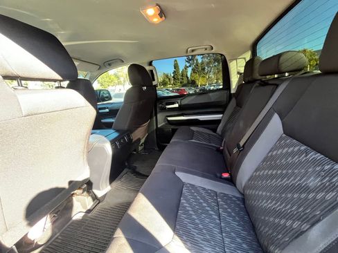 Used 2020 Toyota Tundra SR5 w/ SR5 Upgrade Package image 5