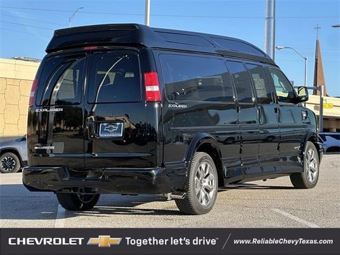 New 2025 Chevrolet Express 2500 Extended w/ Driver Convenience Package image 4