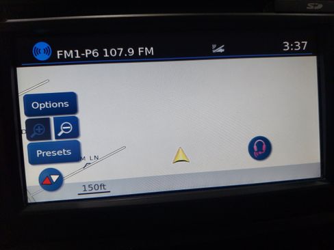 Used 2017 Nissan Titan S AWD/4WD image 12