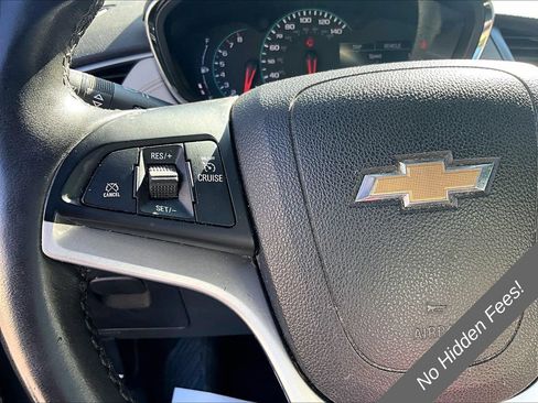 Used 2018 Chevrolet Trax LT w/ LT Convenience Package AWD/4WD image 12