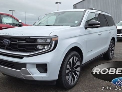 New 2025 Ford Expedition Platinum w/ Driver's Package image 1