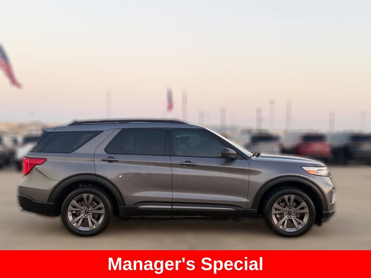 Used 2021 Ford Explorer XLT w/ Equipment Group 202A RWD image 6