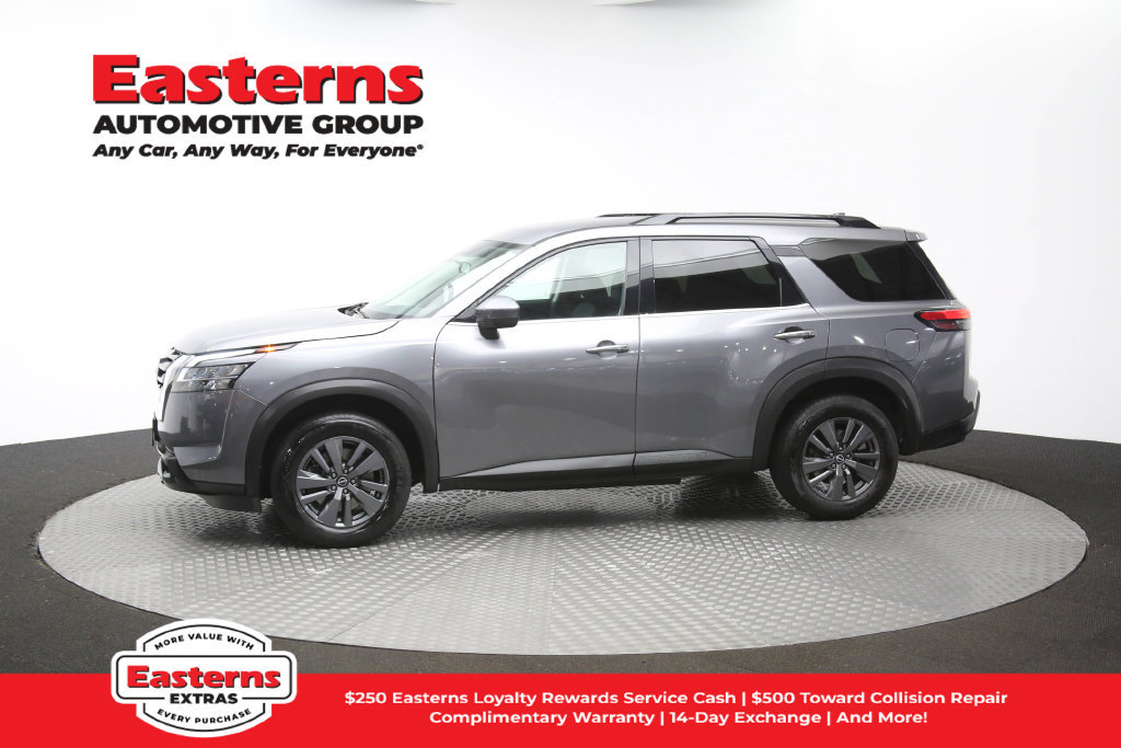 Used 2022 Nissan Pathfinder SV FWD image 60
