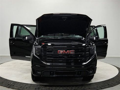 New 2026 GMC Sierra 1500 Elevation w/ Elevation Premium Package image 10