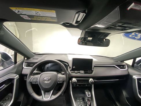 Used 2023 Toyota RAV4 SE w/ Weather & Moonroof Package AWD/4WD image 30