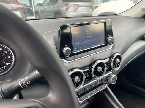 Used 2025 Nissan Sentra S FWD image 21