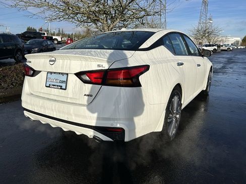 Used 2025 Nissan Altima 2.5 SL image 5