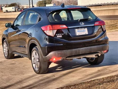 Certified 2019 Honda HR-V LX image 5