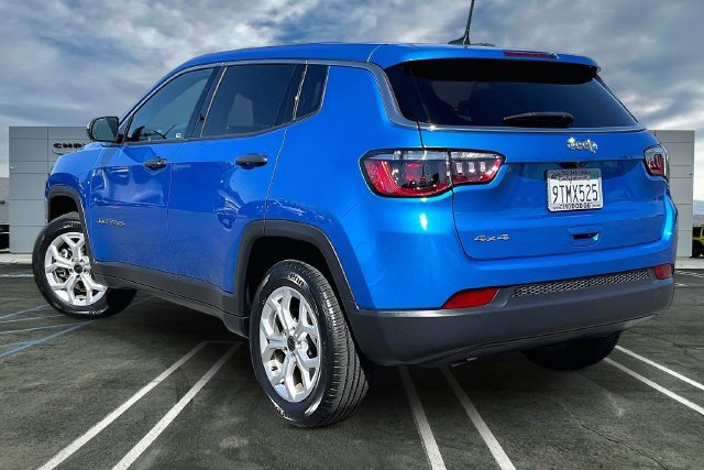 Used 2025 Jeep Compass Sport AWD/4WD image 10