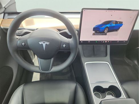 Used 2023 Tesla Model Y Long Range AWD/4WD image 11