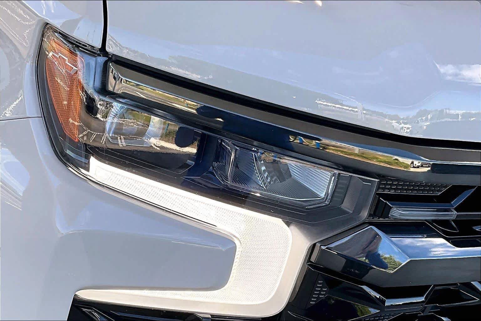 Used 2026 Chevrolet Silverado 1500 ZR2 AWD/4WD image 26