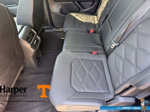 Used 2024 Volkswagen Atlas SE image 10