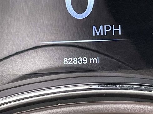 Used 2018 Jeep Grand Cherokee Overland image 47