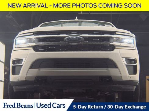 Used 2023 Ford Expedition Max Limited image 2