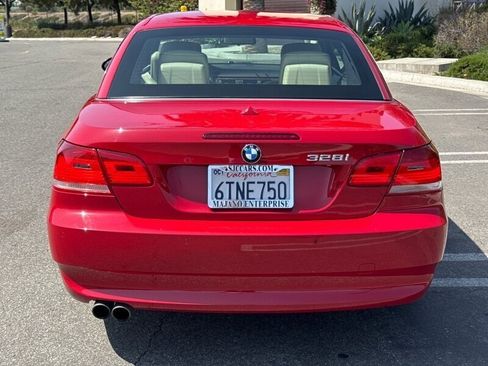 Used 2008 BMW 328i Convertible image 23