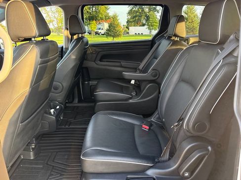 Used 2024 Honda Odyssey Elite image 15