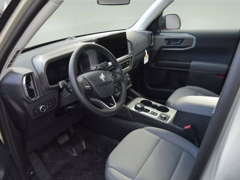 New 2025 Ford Bronco Sport Badlands image 6