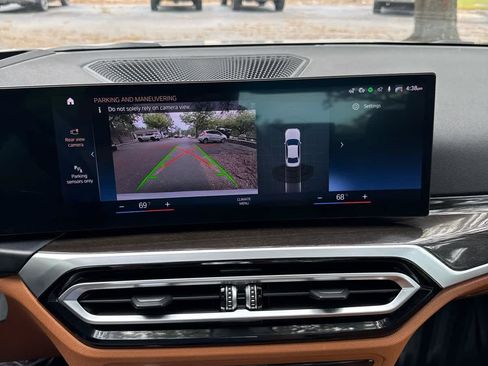 Used 2023 BMW 330i Sedan w/ M Sport Package image 21