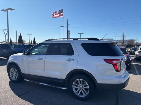 Used 2014 Ford Explorer XLT w/ Equipment Group 202A image 6