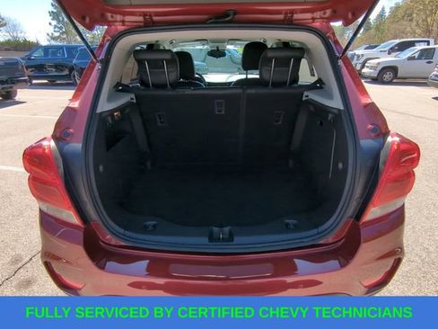 Used 2022 Chevrolet Trax LT w/ Driver Confidence Package AWD/4WD image 44