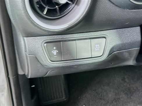 Used 2024 Kia Forte LXS FWD image 17
