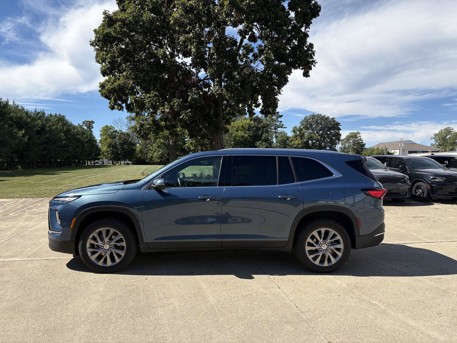 Used 2026 Buick Enclave Preferred FWD image 5
