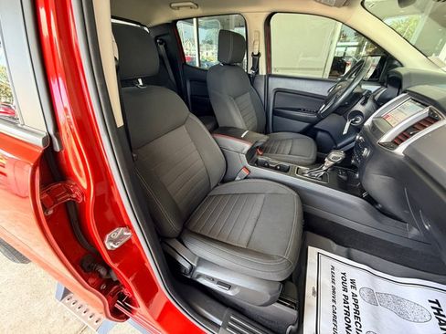 Used 2019 Ford Ranger XLT w/ Equipment Group 302A Luxury AWD/4WD image 23