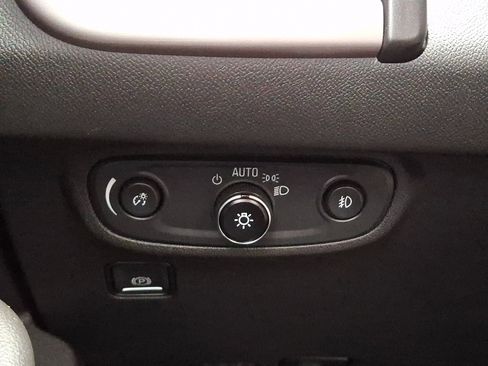 Used 2023 GMC Terrain AT4 image 23