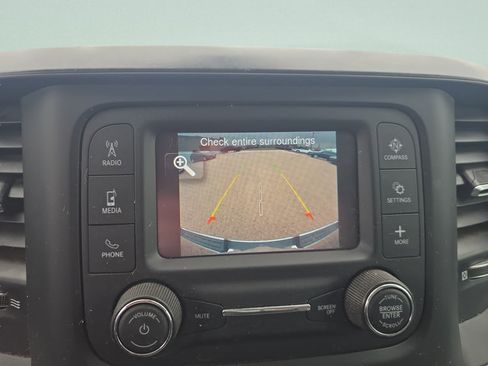 Used 2020 RAM 1500 Big Horn AWD/4WD image 14